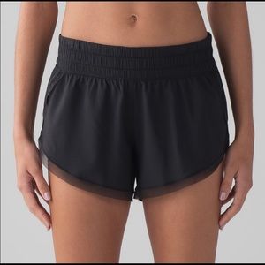 Women’s Lululemon Anew Short 4”, Size 4